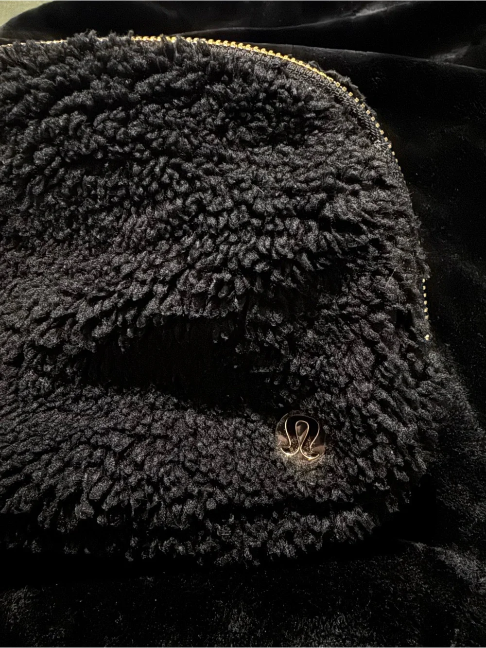 Lululemon Black Sherpa Belt bag